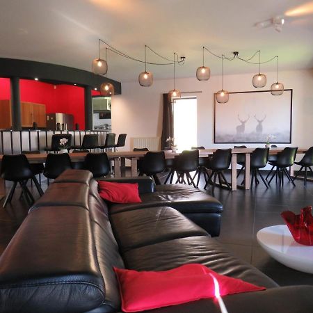 Oxygen House, Holiday And Team Building Ovifat Ngoại thất bức ảnh